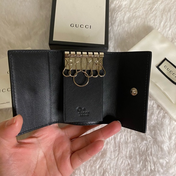 Authentic Gucci Microguccisima leather key holder - Picture 3 of 6